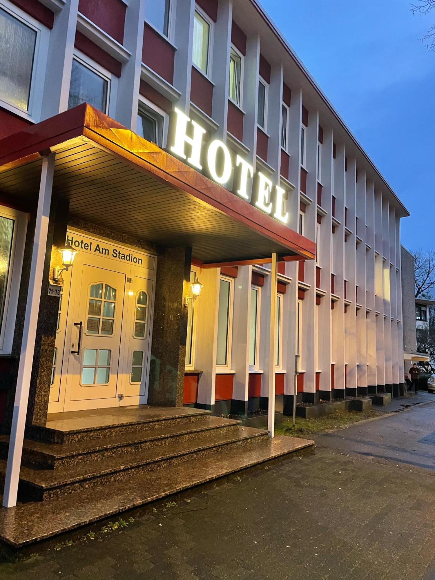Haven Hotels - Hotel Am Stadion レバークーゼン エクステリア 写真